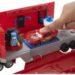 Παιχνιδολαμπάδα Disney Cars Transforming Mack Playset για 3+ Ετών Mattel